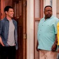 The Neighborhood | Max Greenfield - Renouvellement